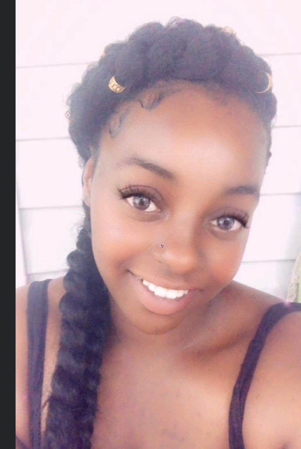 Obituary of Whitney Dawntrice Holloway