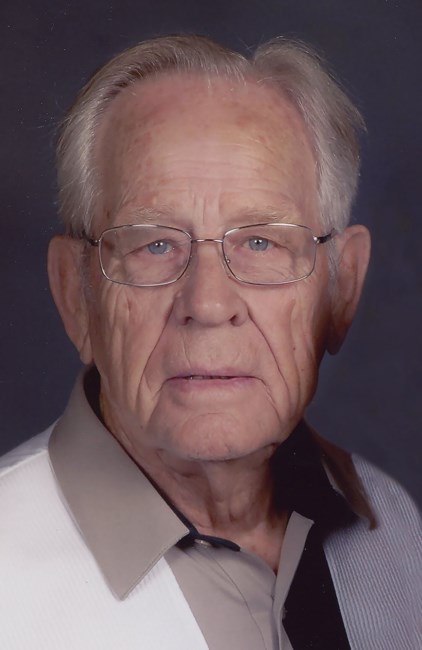 Obituary of Kenneth R. Miller
