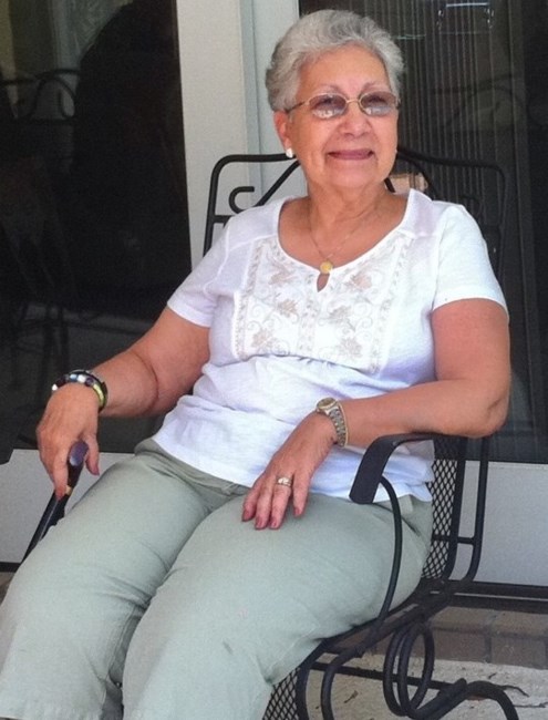 Obituary of Dolores Fernandez