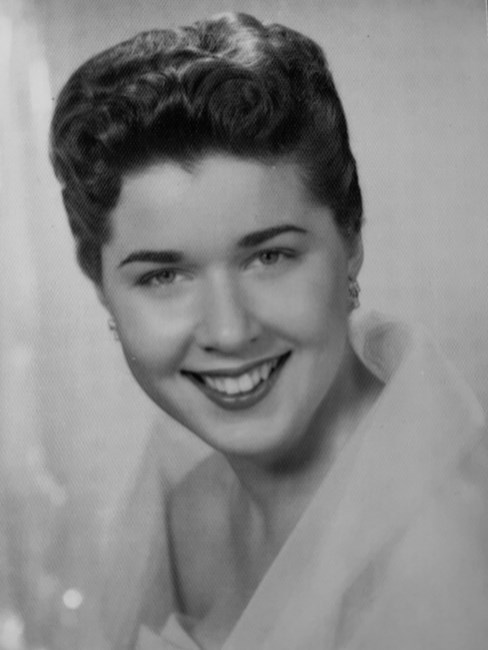 Obituary of Mary Lou Shay