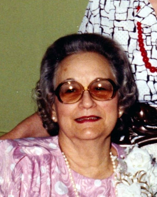 Obituary of Helen Maxine Lee Hutchison