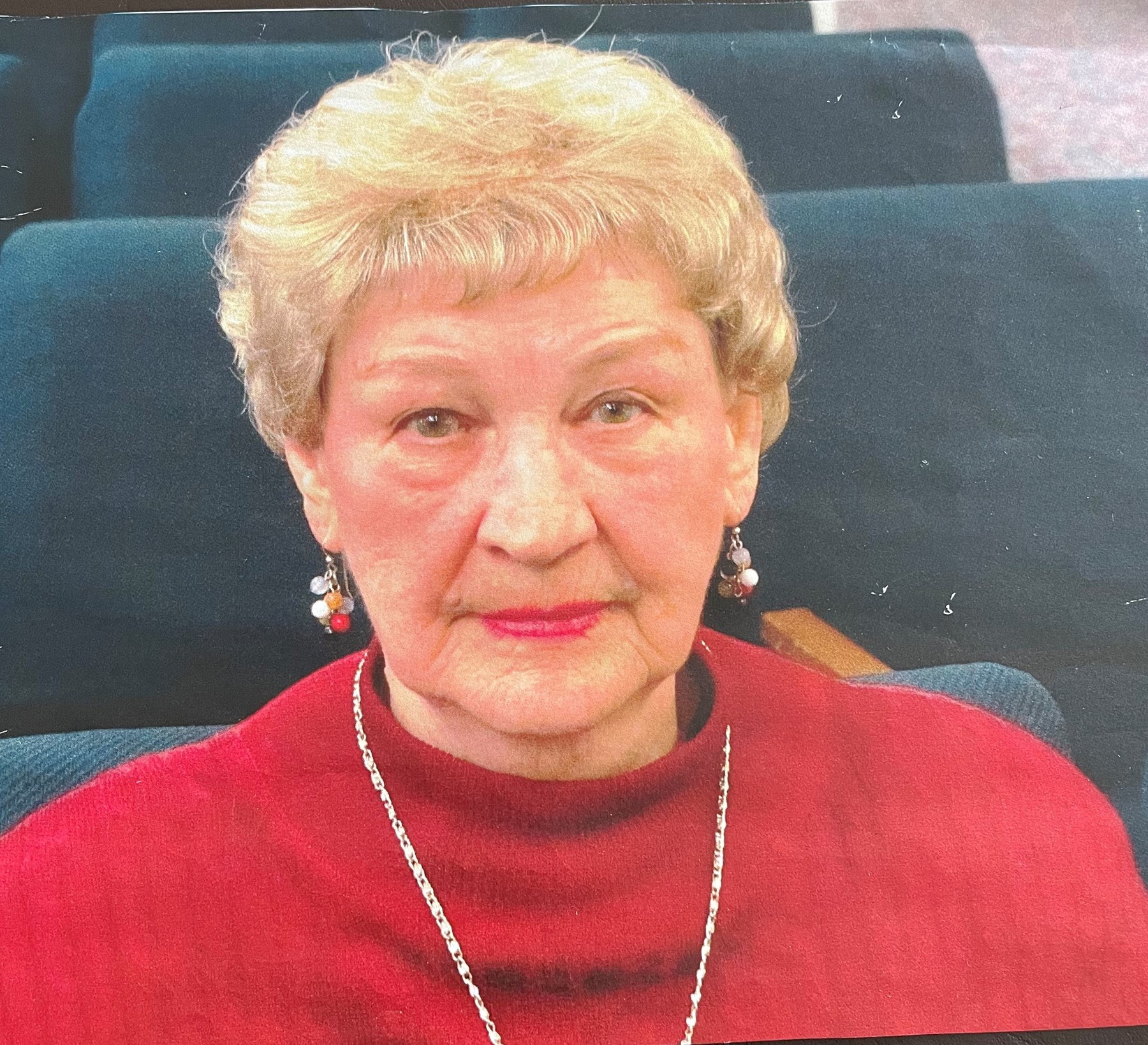 Obituary of Veronica Frison