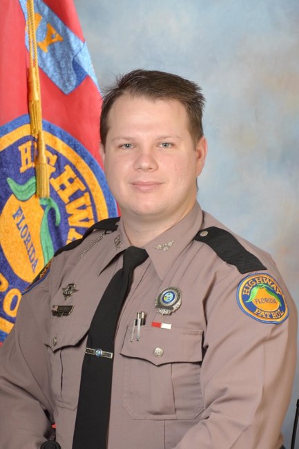 Obituary of Trooper Tracy L. Vickers