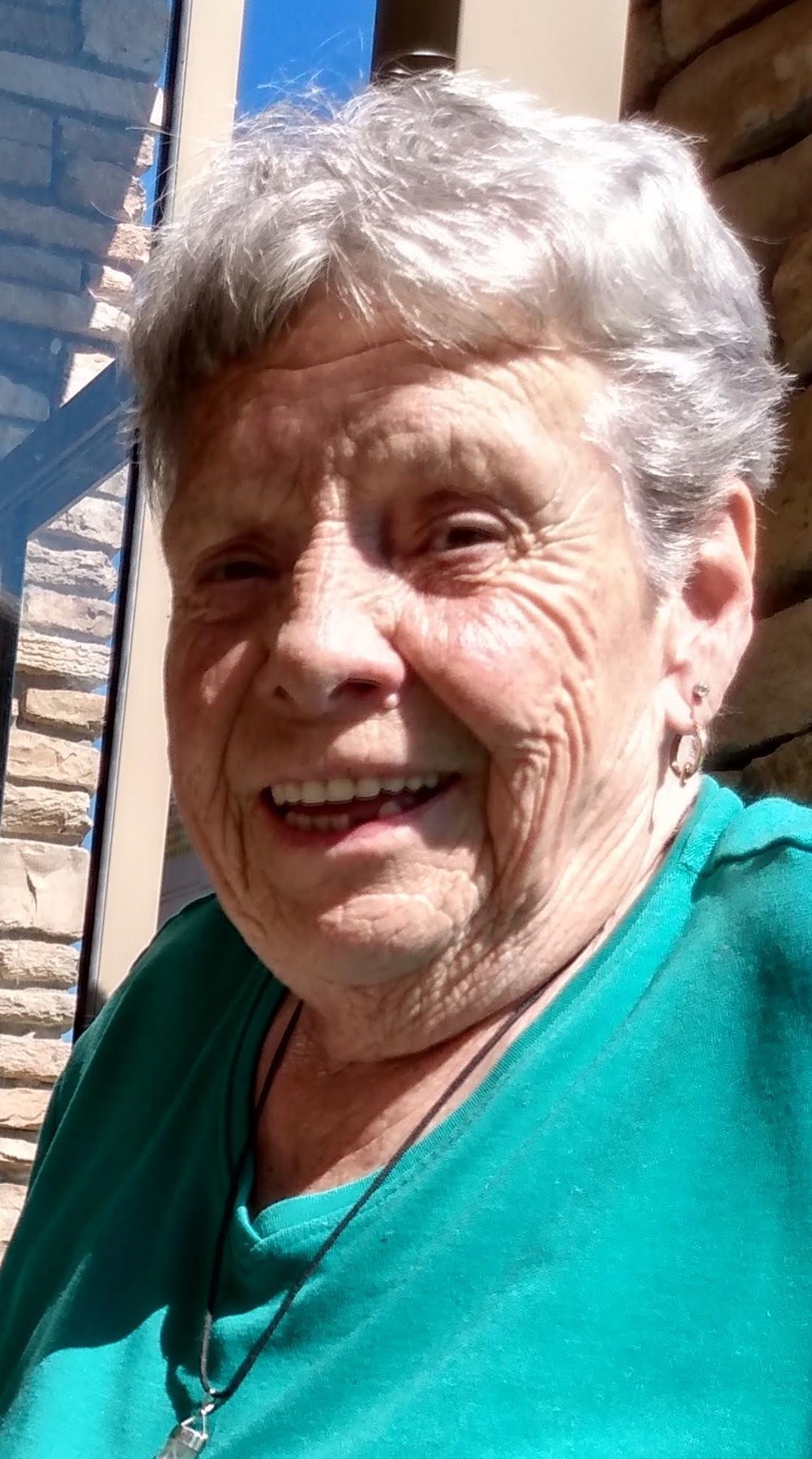 Obituary of Ramona "Mona" Marjorie Burke