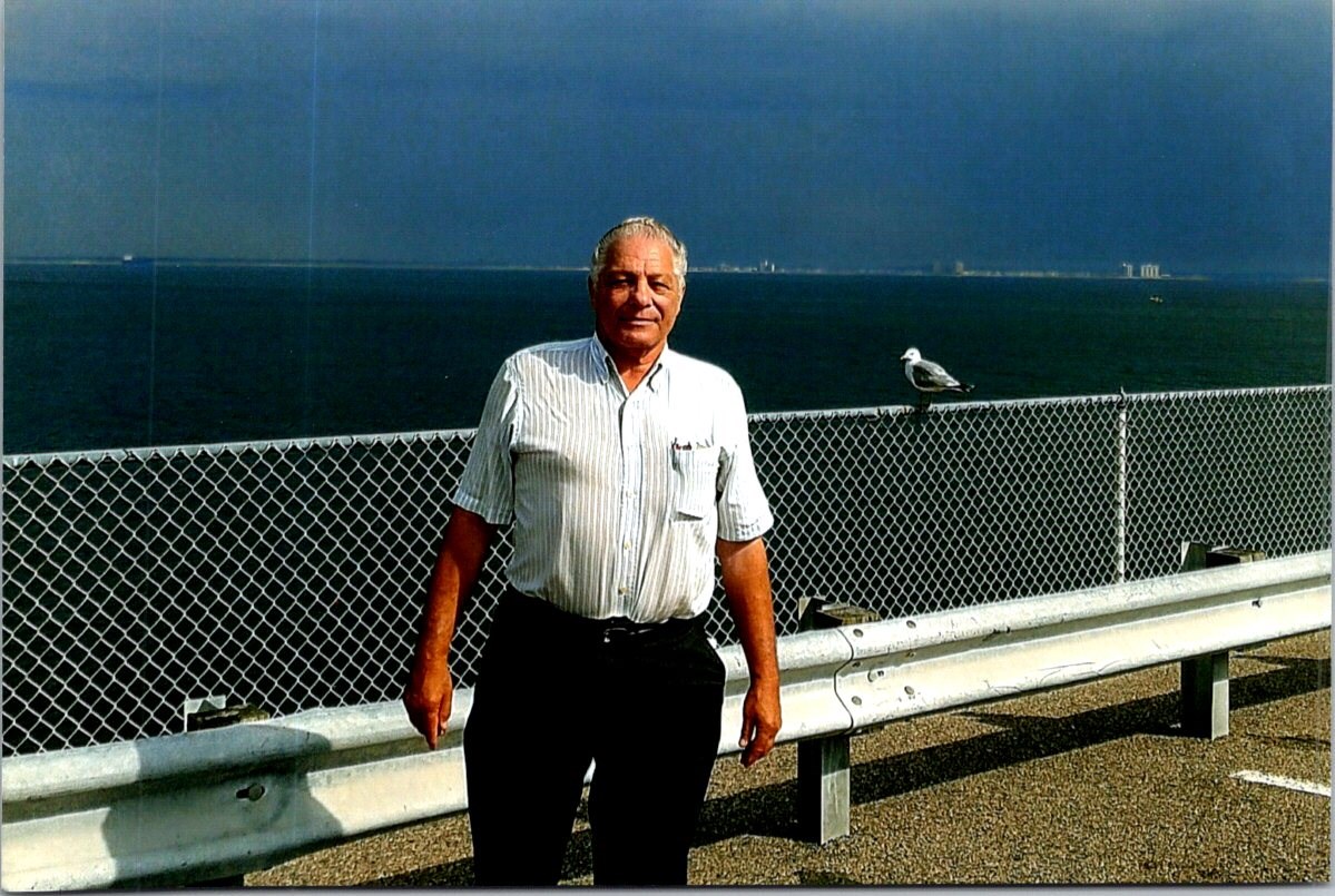 Obituary of Clinton Richard Hoffman