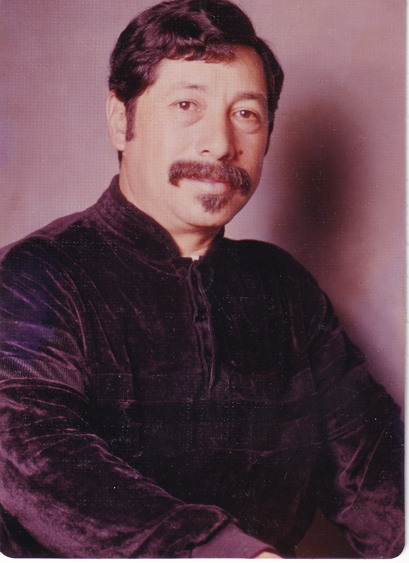 Obituary of Alberto Manzano Cobian