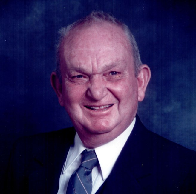 Obituario de Warren G. Adams