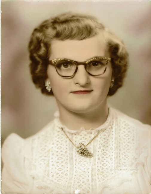 Obituary of Vesta Mae (Stansbury) Hallowell