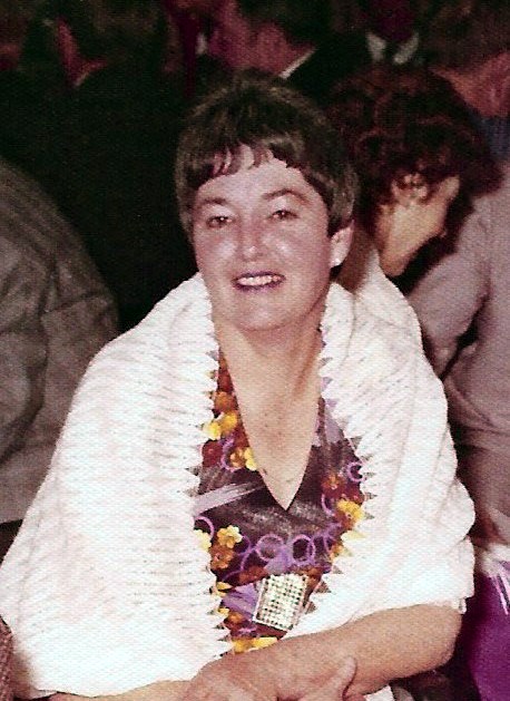 Obituary of Elaine Russell (nee Worthington) Ferneyhough