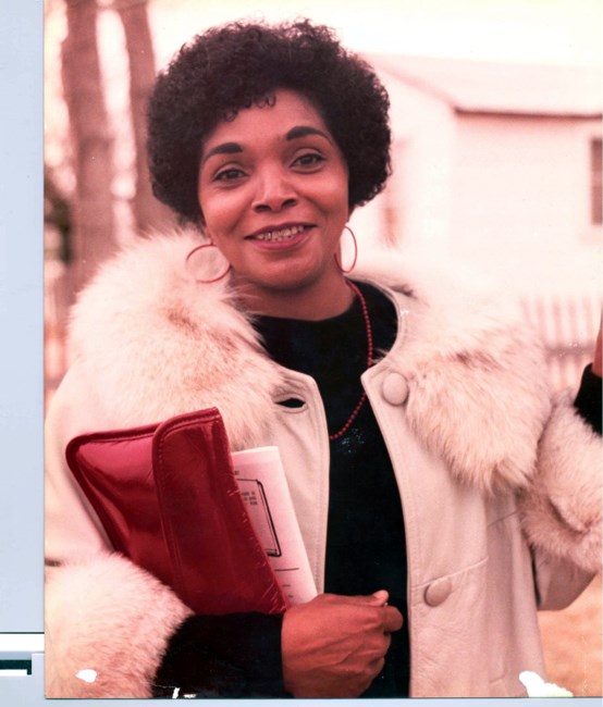 Obituary of Argienell Spears Giles
