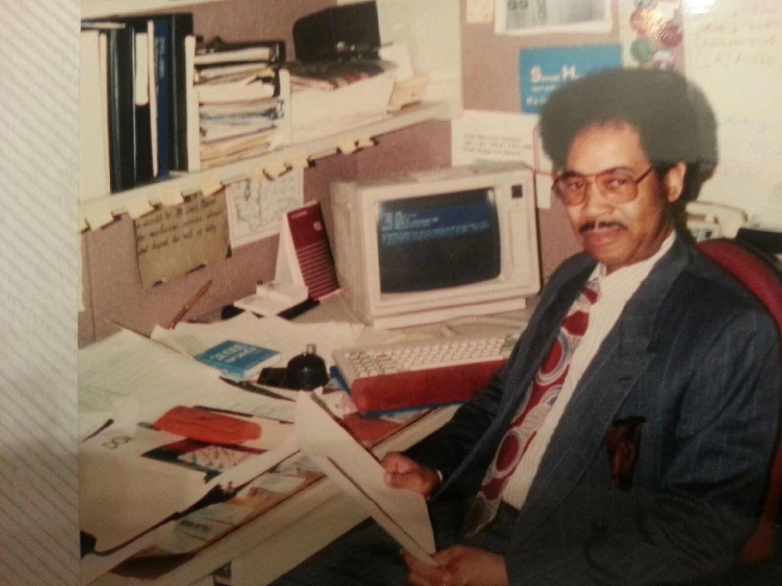 Obituary of Carl Willie Moore