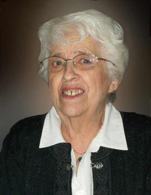 Obituary of Evelyn E Knutson