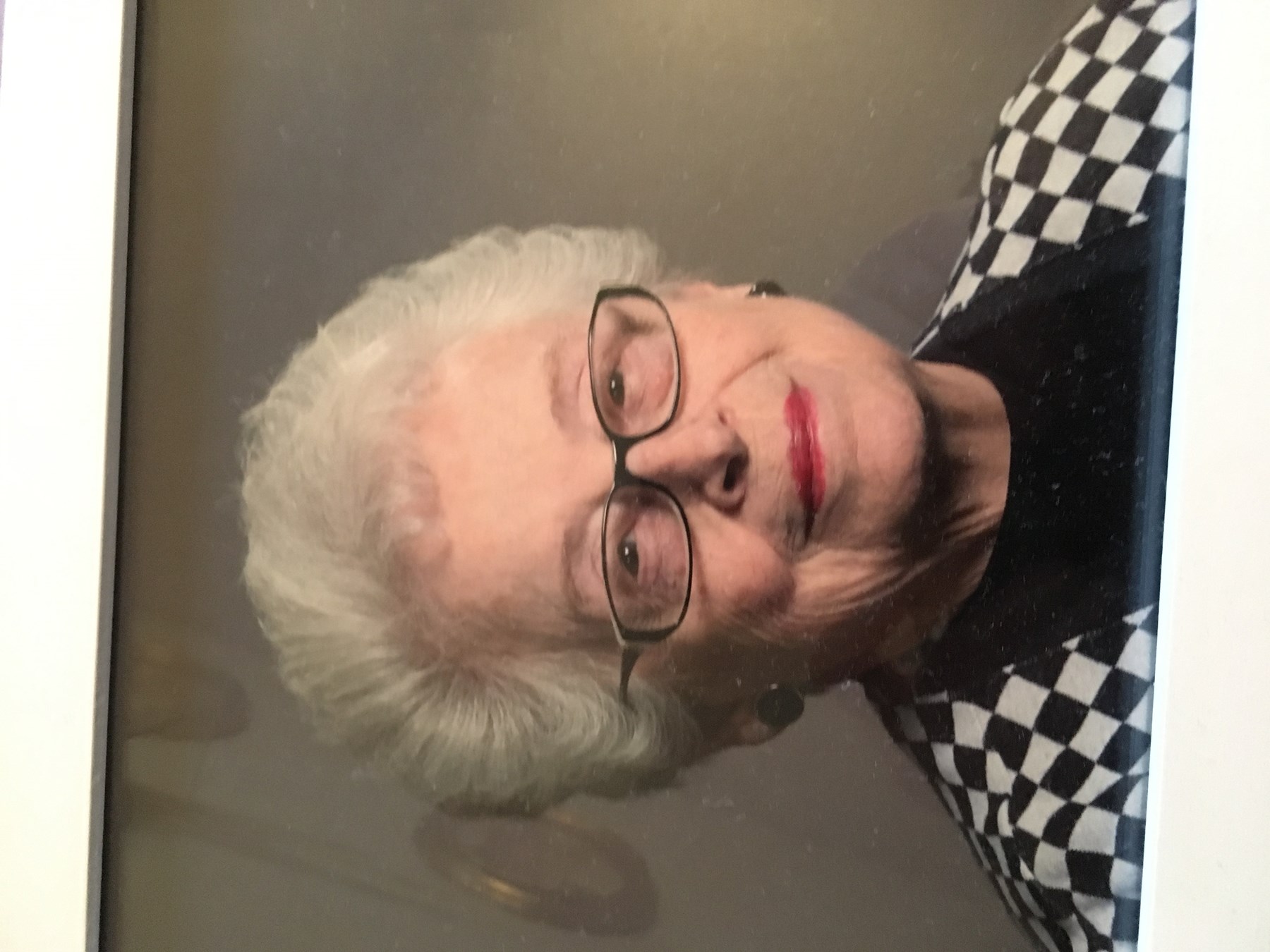 Obituary of Mary Lou Hicks