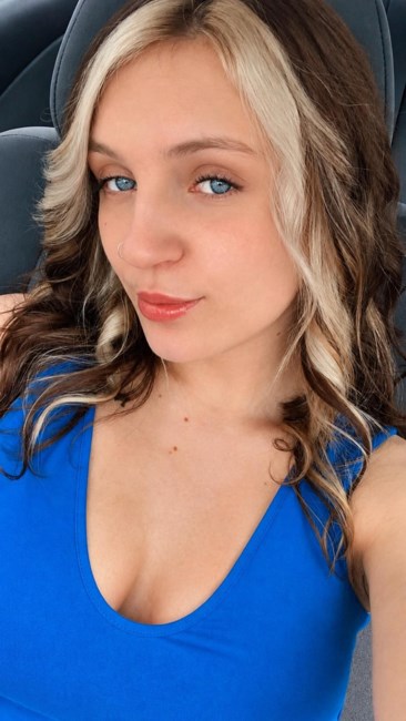 Obituary of Courtney Marie Mullis