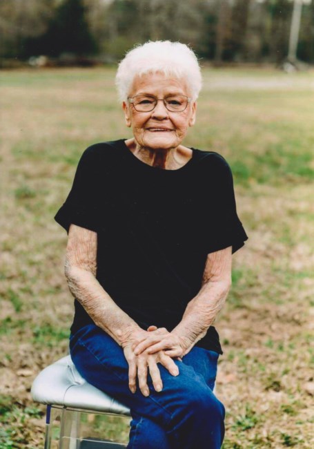 Obituary of Laura Mae Lindsey