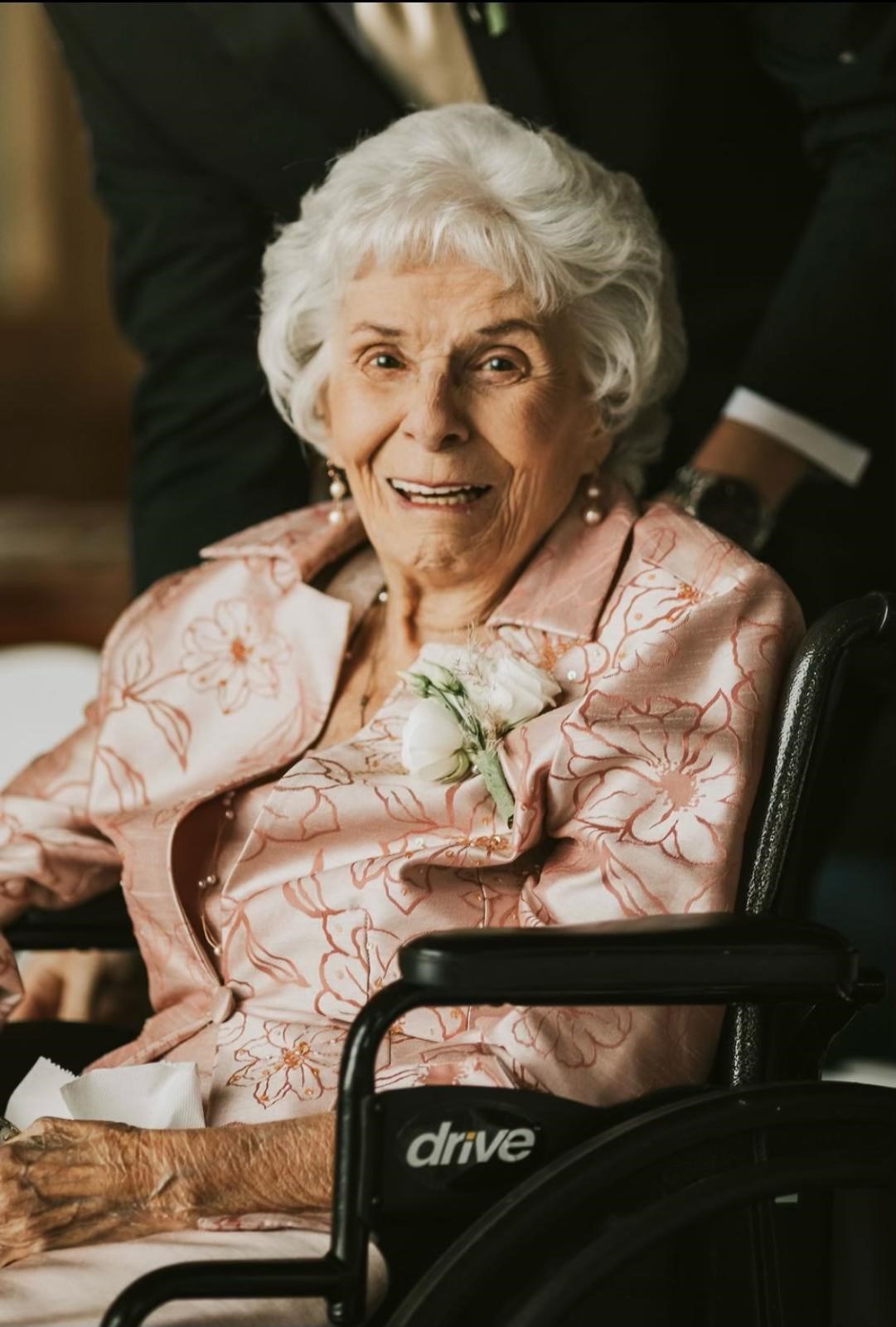 Obituary of Jacqueline "Jackie" Ann Minster Currie