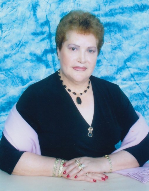 Obituary of Evangelina Castro de Romo
