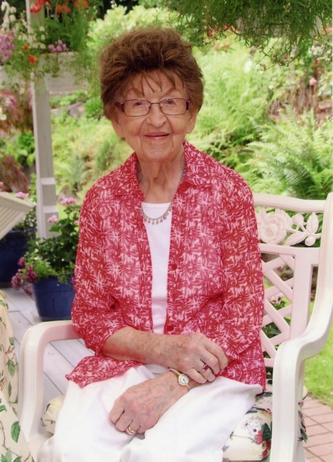 Obituary of Evelyn Charlotte Jolly Jones