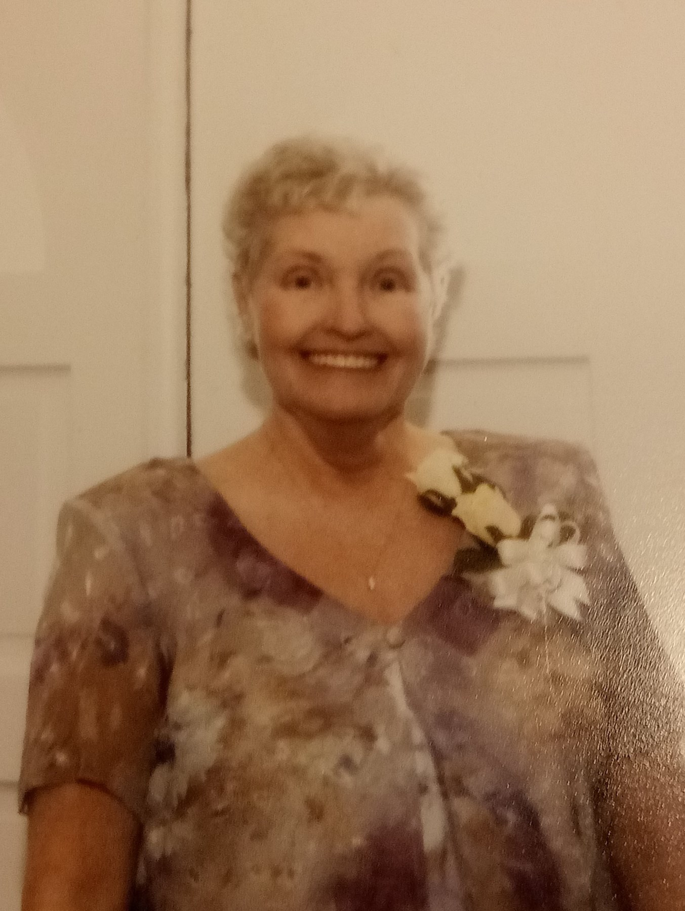 Obituario de Linda Mabel Brooks