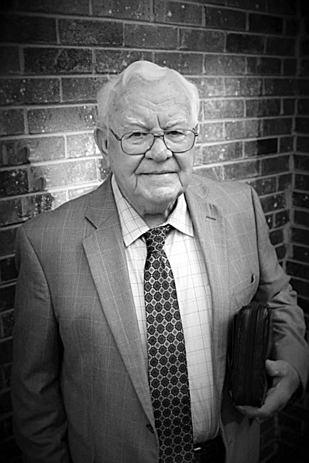 Obituary of Clarence "Pete" K. Lee
