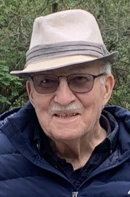 Obituary of Michael "Papa Bear" de Tourdonnet