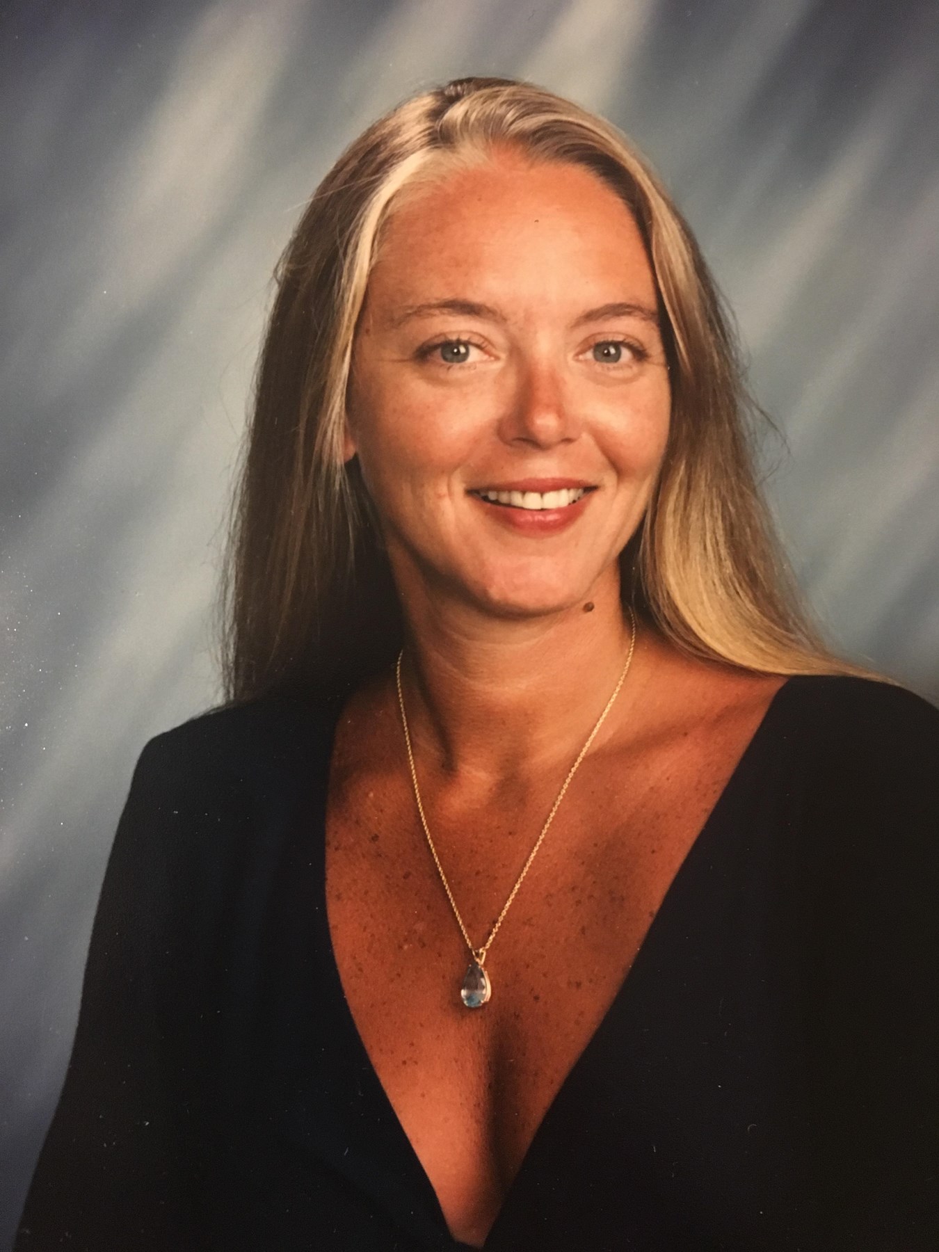 Obituary of Mary "Liz" Elizabeth Shows