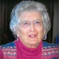 Obituary of Alyce McGuirk Combs
