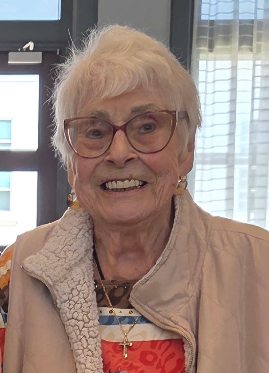 Obituary of Arlene "Mimi" Adams