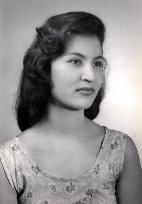 Obituary of Maria Elena Vega