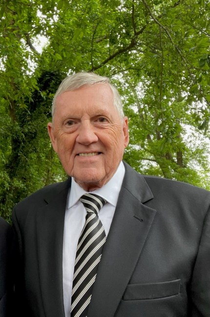 Obituary of Robert Themis Suggs Jr.