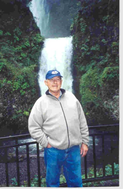 Obituary of Lee J. Hoch