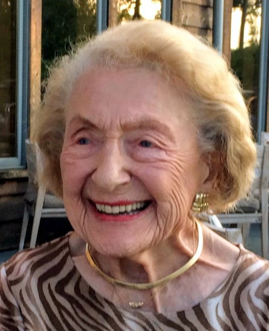 Obituary of Elizabeth "Betty" Baer Lewis