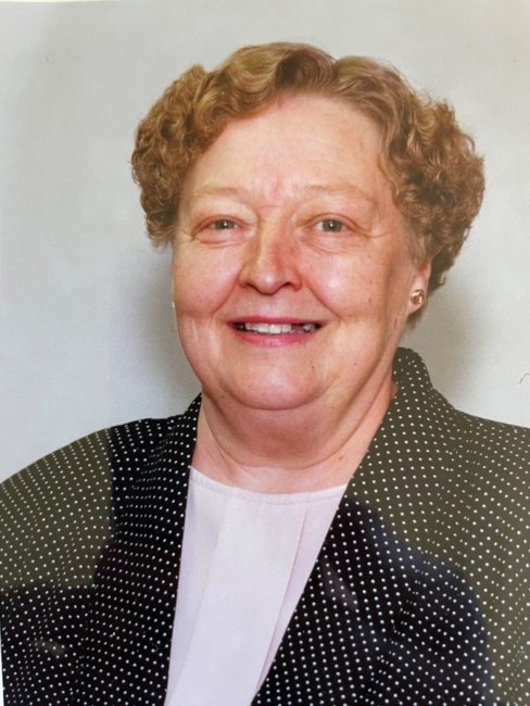 Obituary of Lena Mah