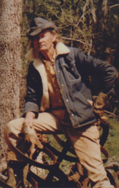 Obituary of Arthur Daniel Hutchinson, Jr.