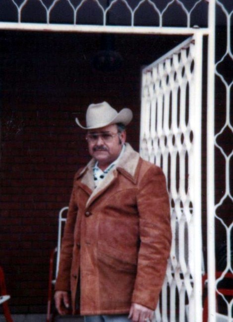 Obituary of Efrain G Perales