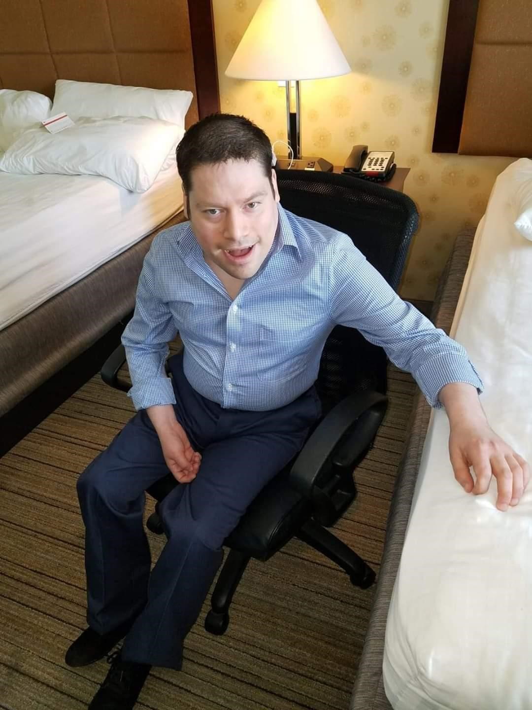 Obituary of Carlos Javier Hernandez