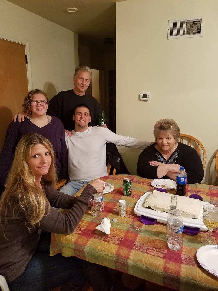 Obituario de Elaine Jean Gogluizza