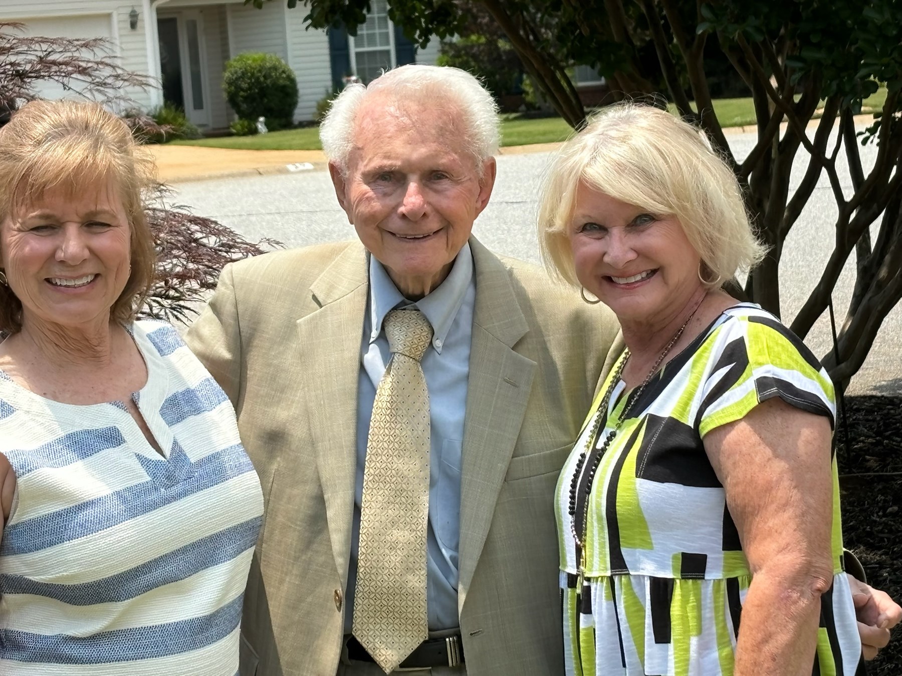 Obituary of Ernest Vonderyl Hall