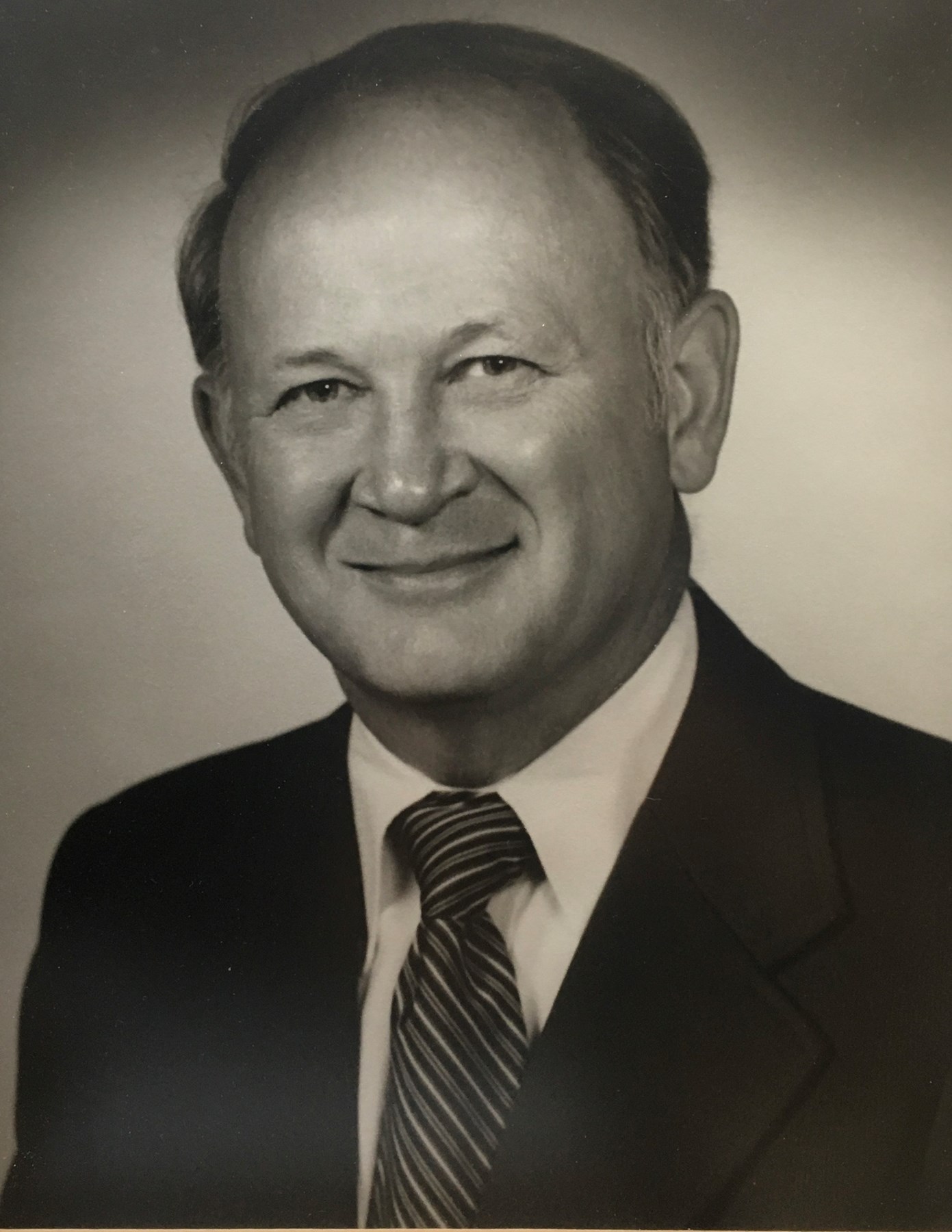 Obituary of Robert P. Henderson