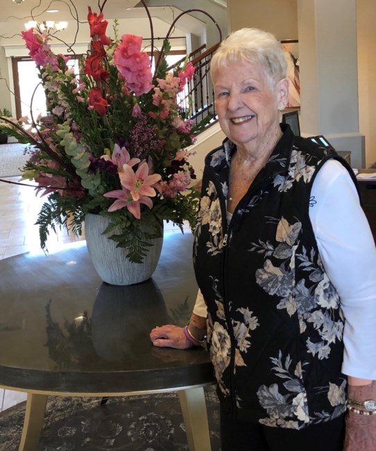 Obituario de Betty May Adams