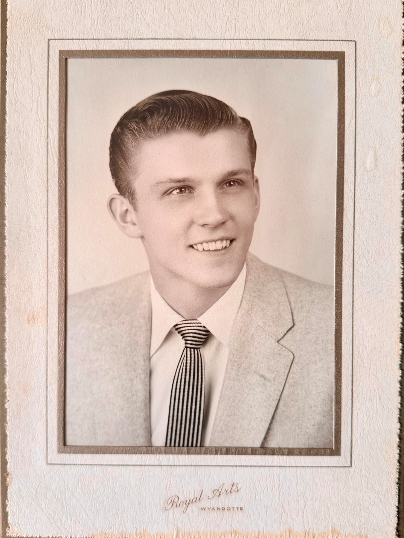 Obituary of Arthur Louis Zasadny