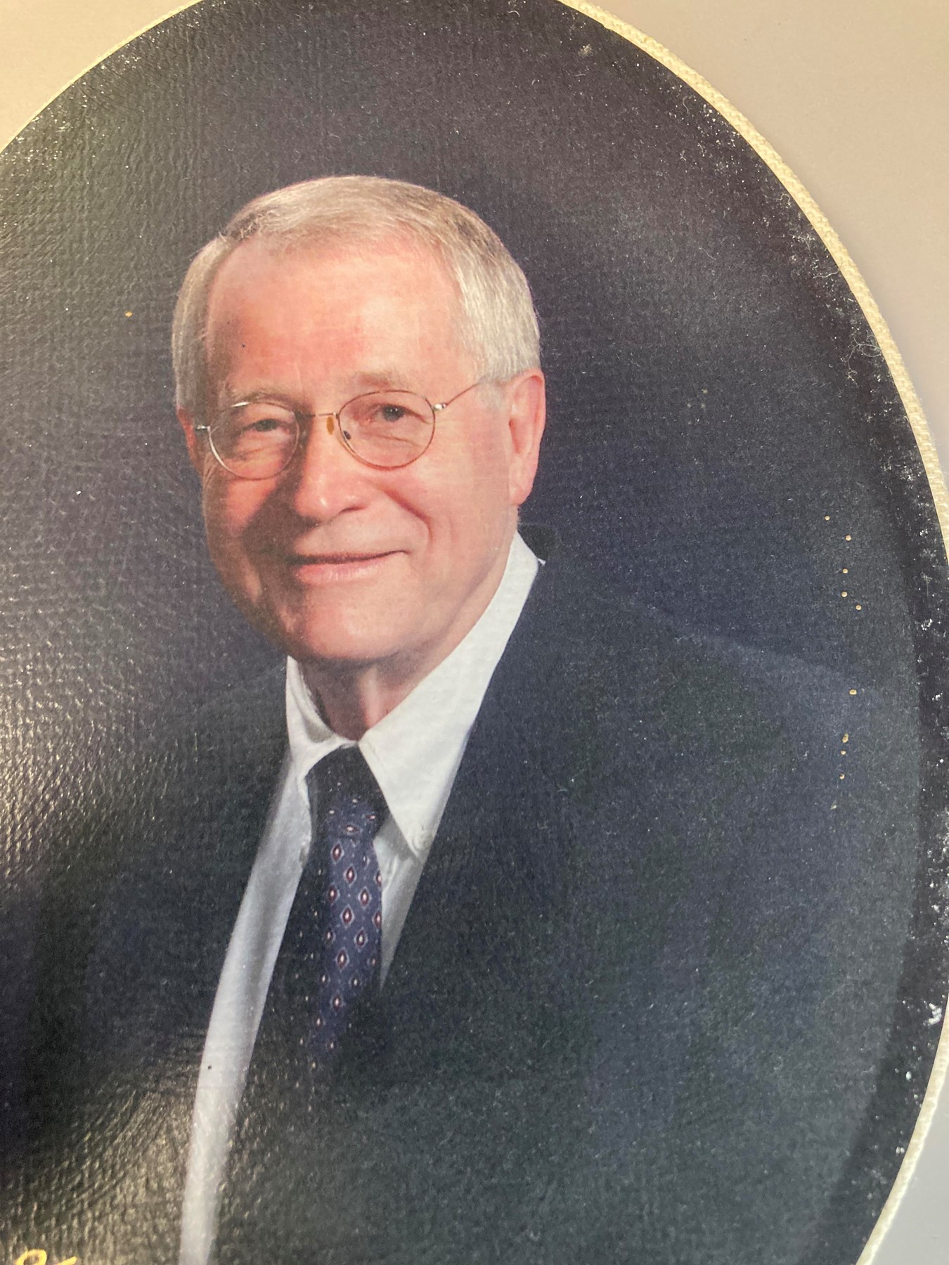 Obituary of Hal Gwyn Parish