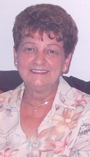 Obituario de Mme Alice Papineau Champagne