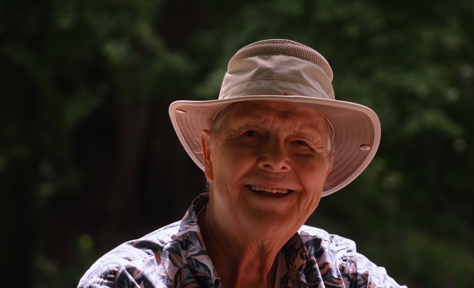 Obituario de Kenneth "Ken" Edward Hills