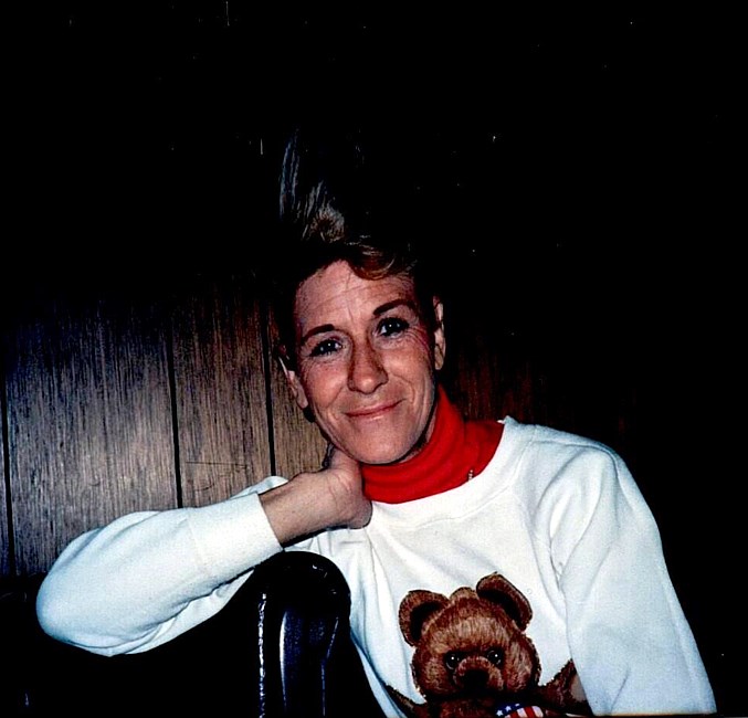 Obituary of Lois LaCroix