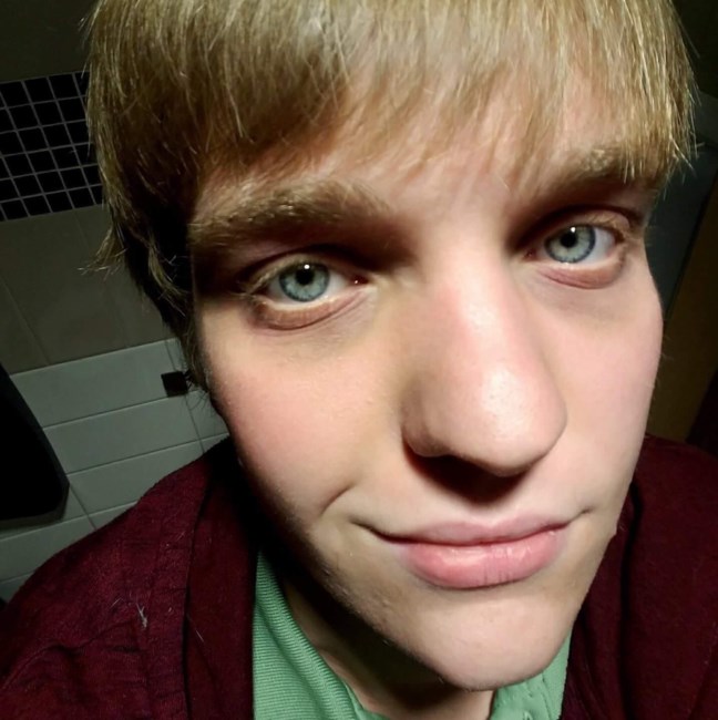 Obituary of Travis Dustin Rooks