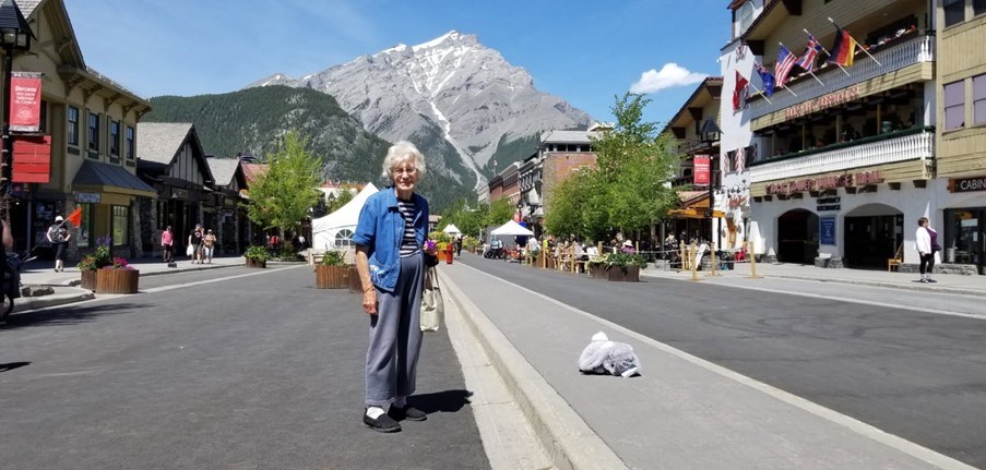 Obituary of Lucy Christina Neufeld