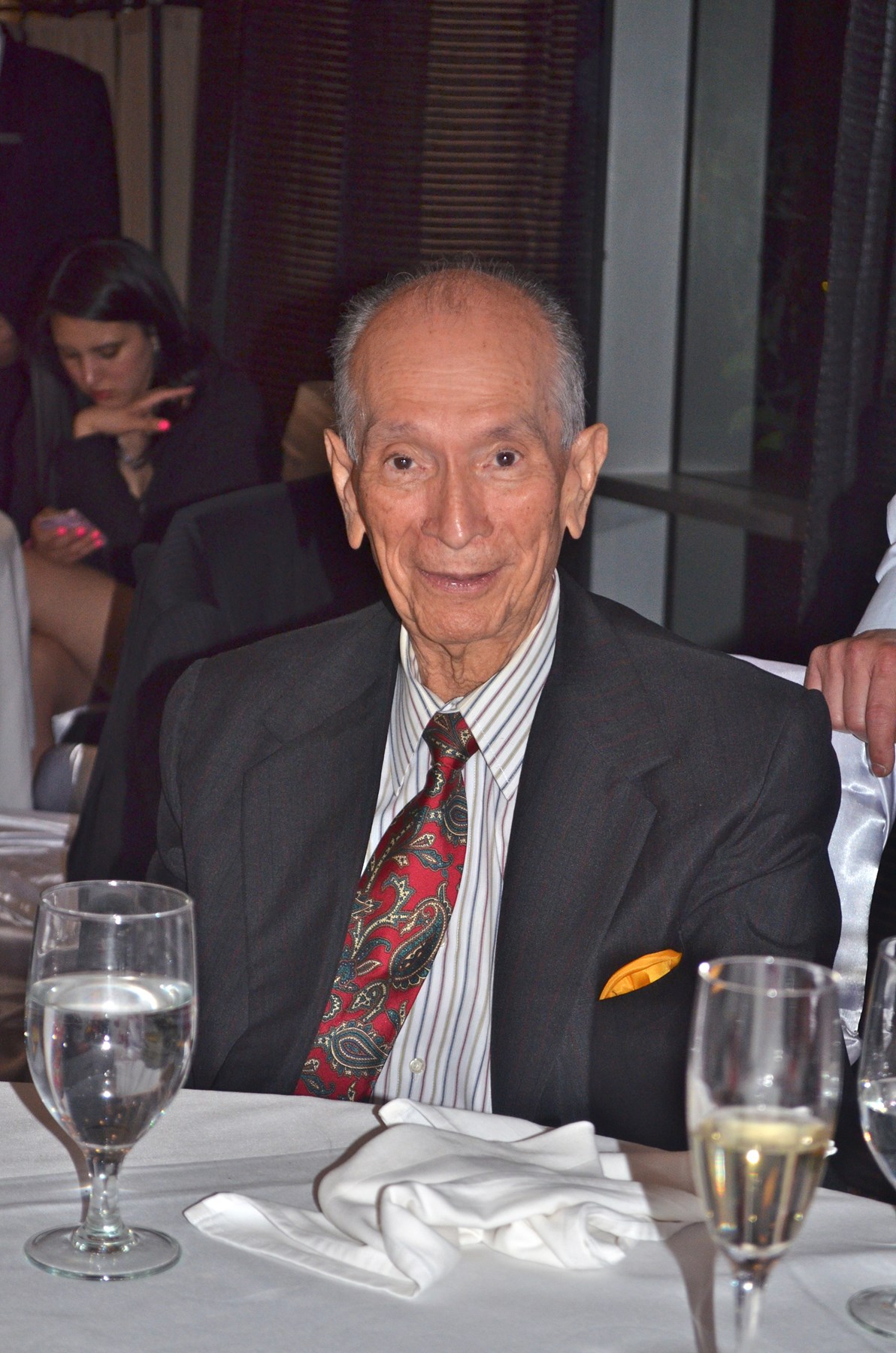 Obituary of Guillermo Jose Flores