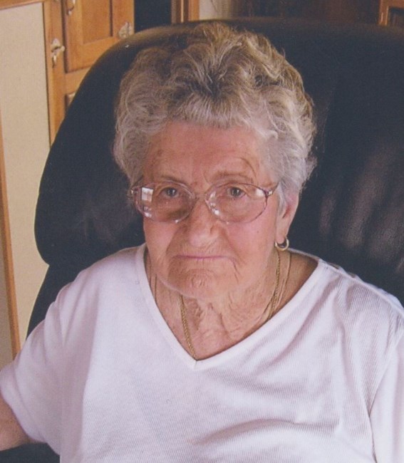 Obituary of Effie Hinds Gray