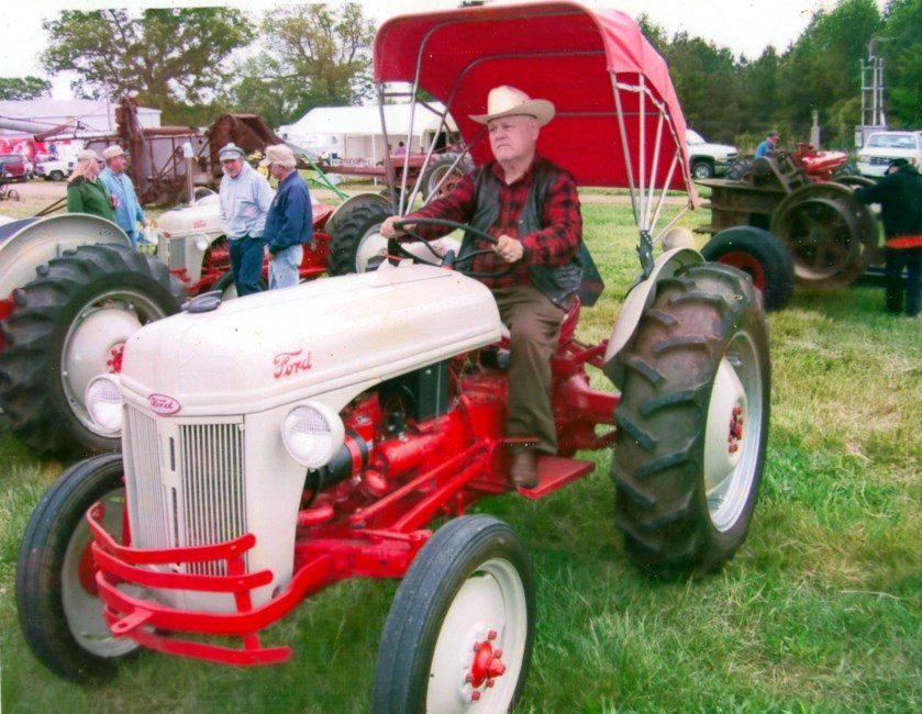 Obituary of Carl Edward Thompson